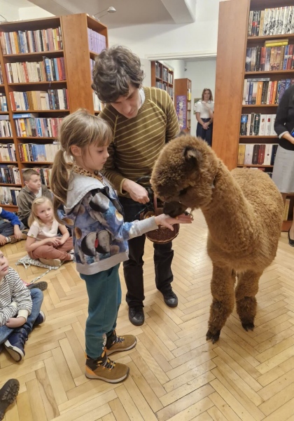 Przygody i draki alpaki w Gminnej Bibliotece Publicznej